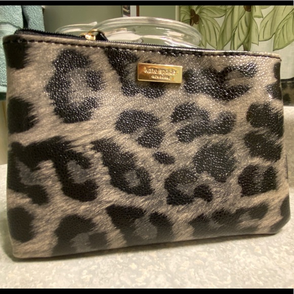 Kate Spade leopard print clutch - Picture 1 of 5
